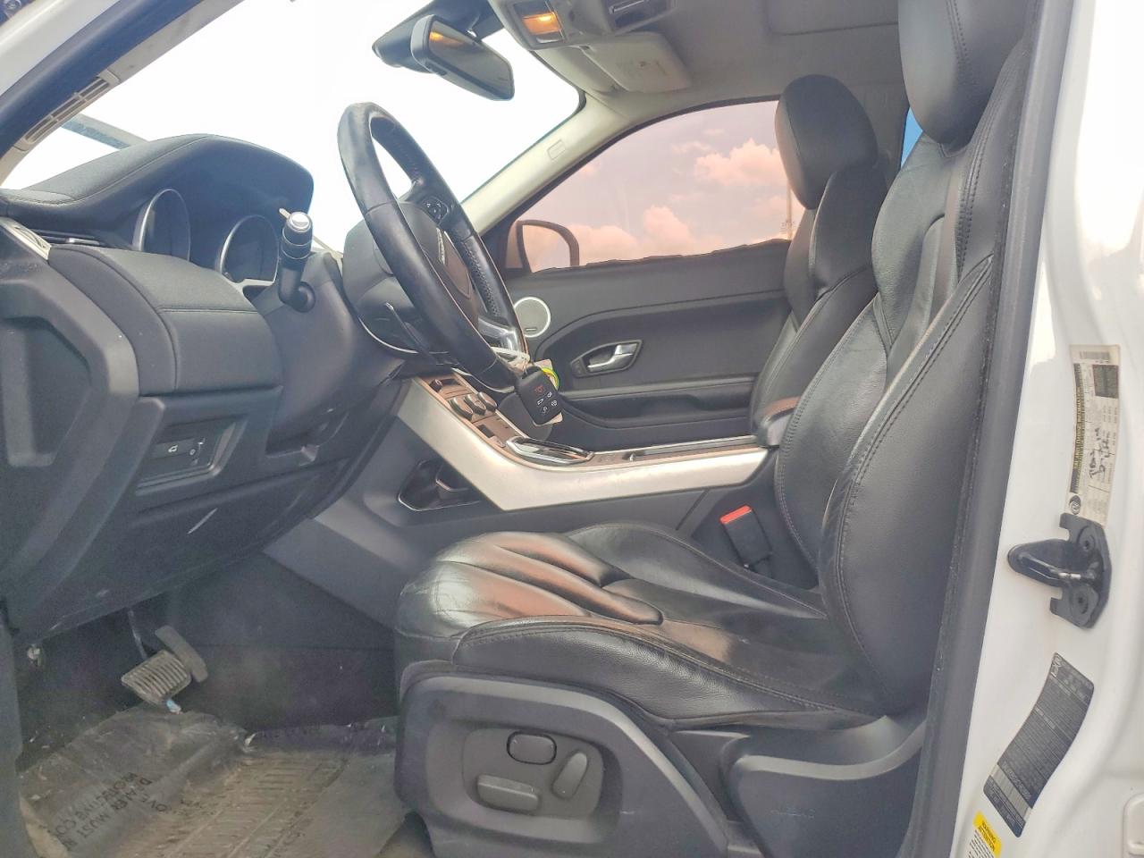 Land Rover Range Rover Pure Premium