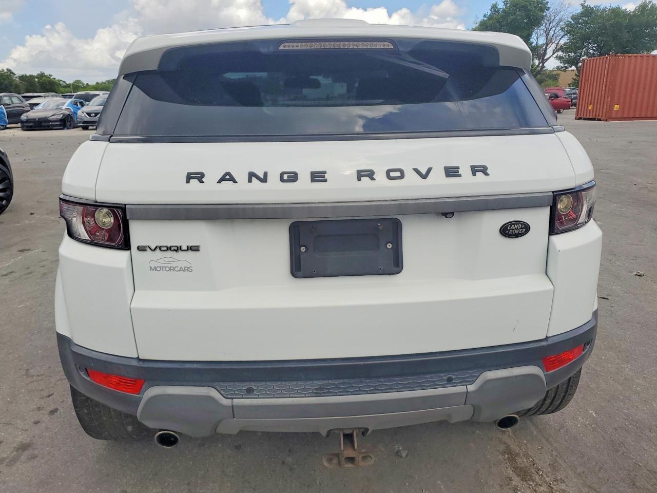 Land Rover Range Rover Pure Premium