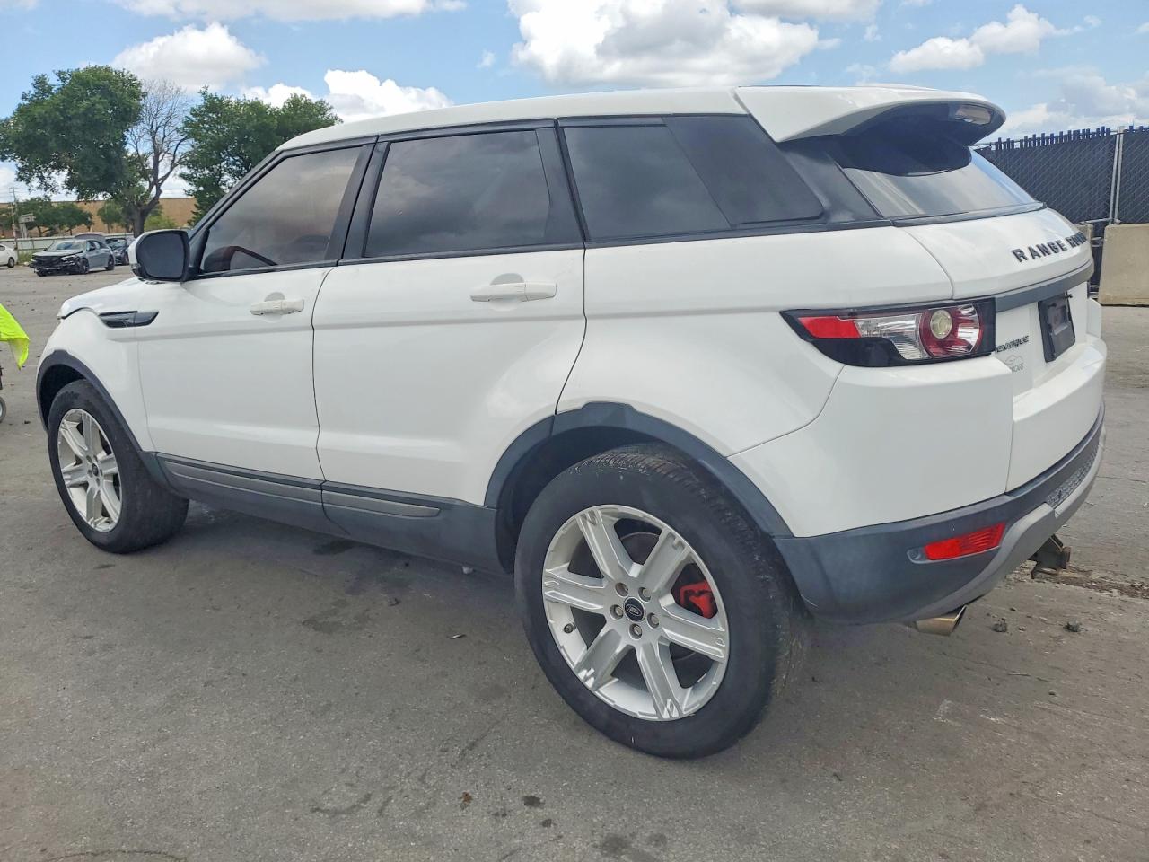 Land Rover Range Rover Pure Premium