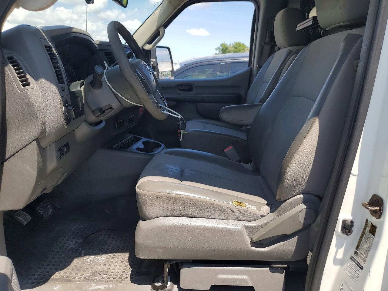 Nissan Nv 2500 Hd S