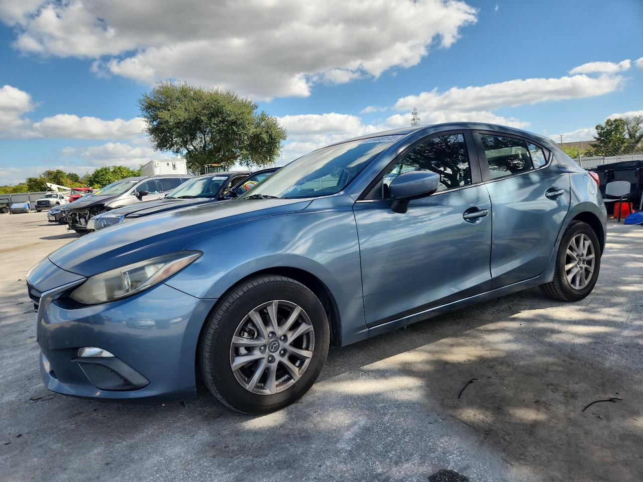 Salvage Mazda 3 Image