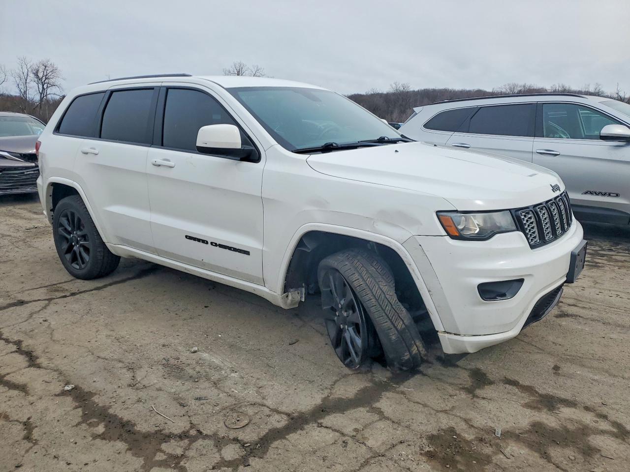 Jeep Grand Cherokee Laredo