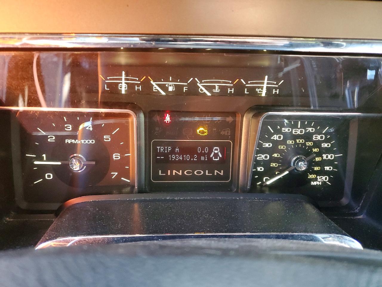 Lincoln Navigator L