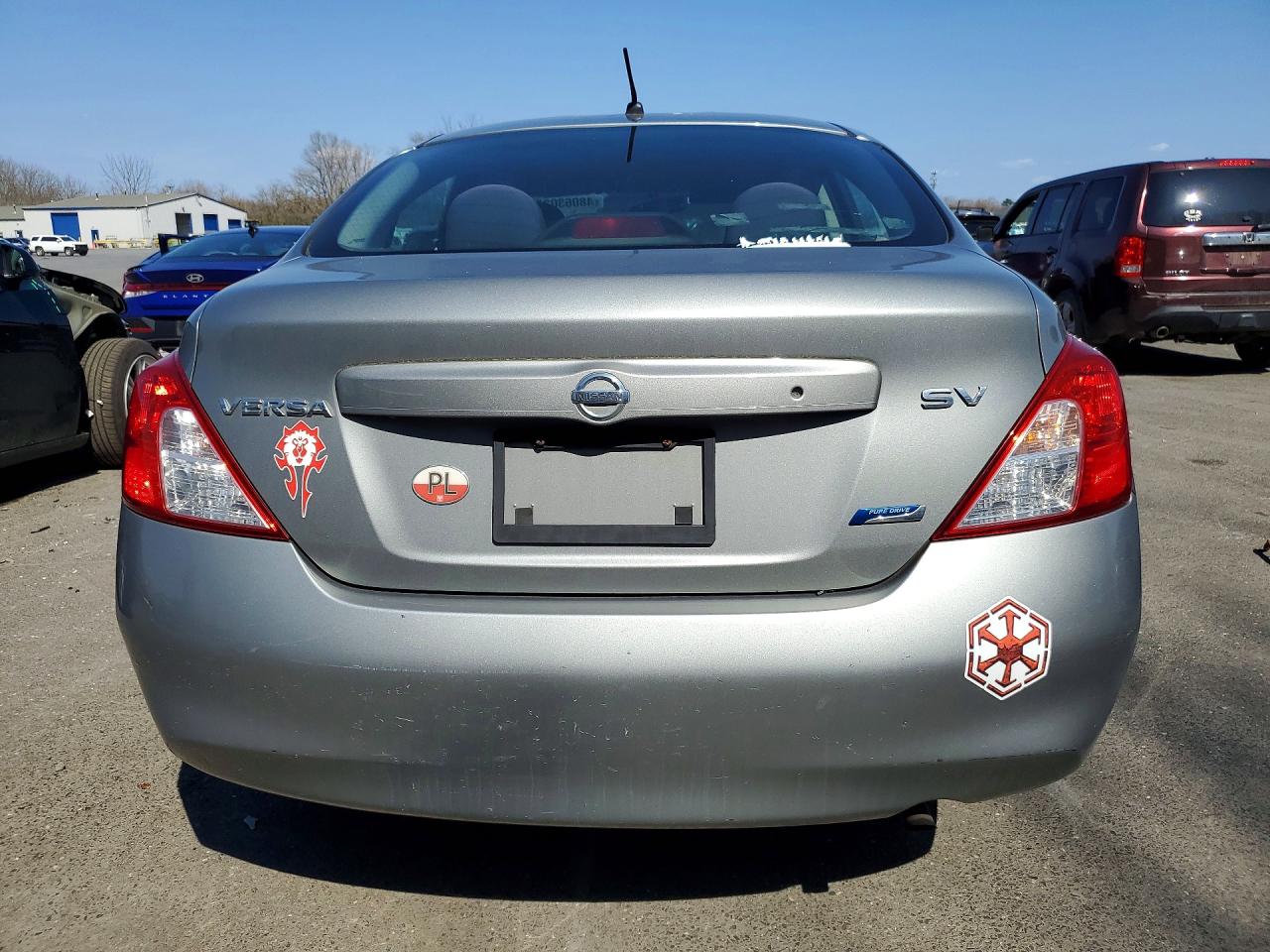 Nissan Versa 1.6 S