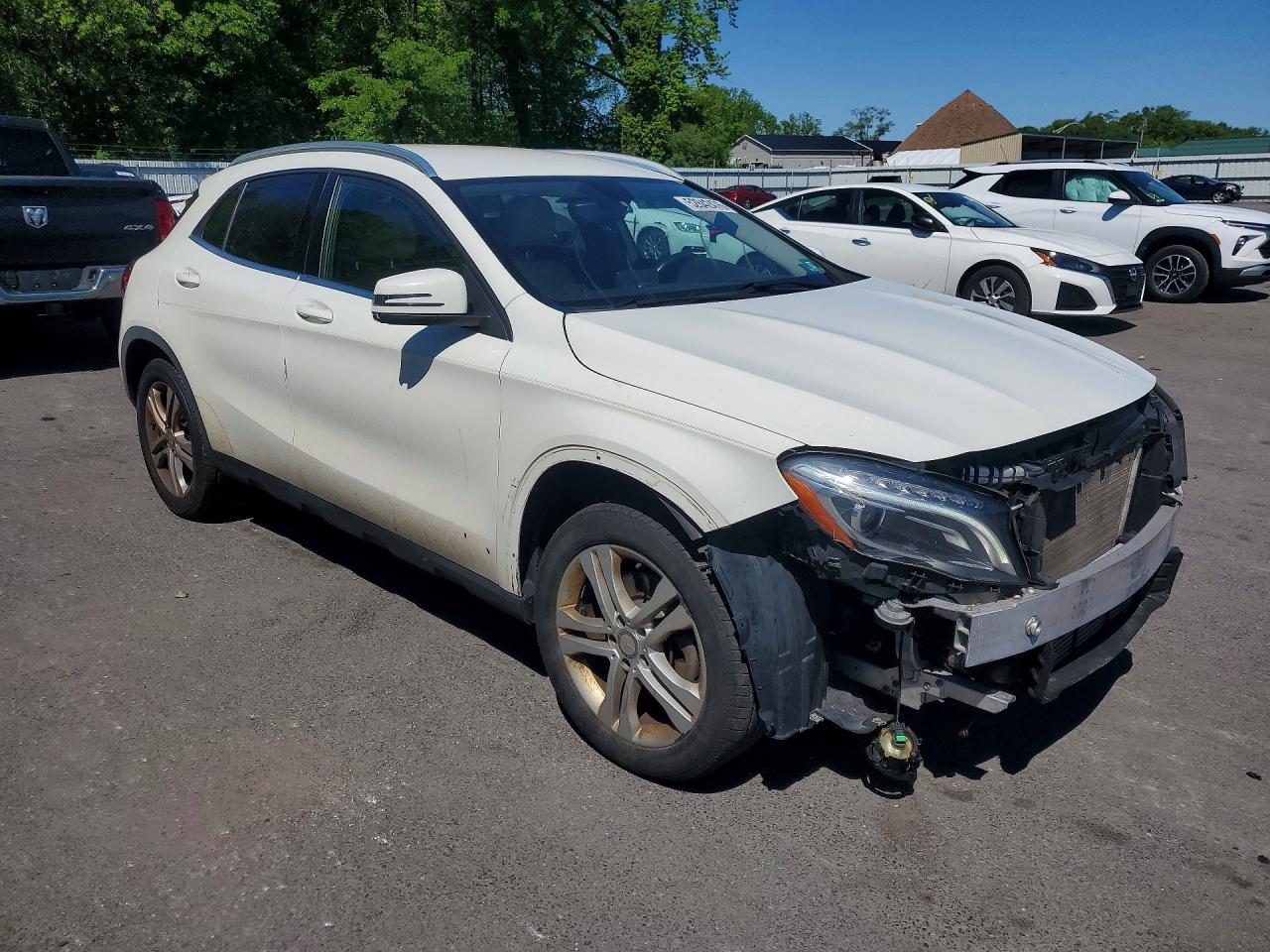 Mercedes-Benz GLA 250 4matic