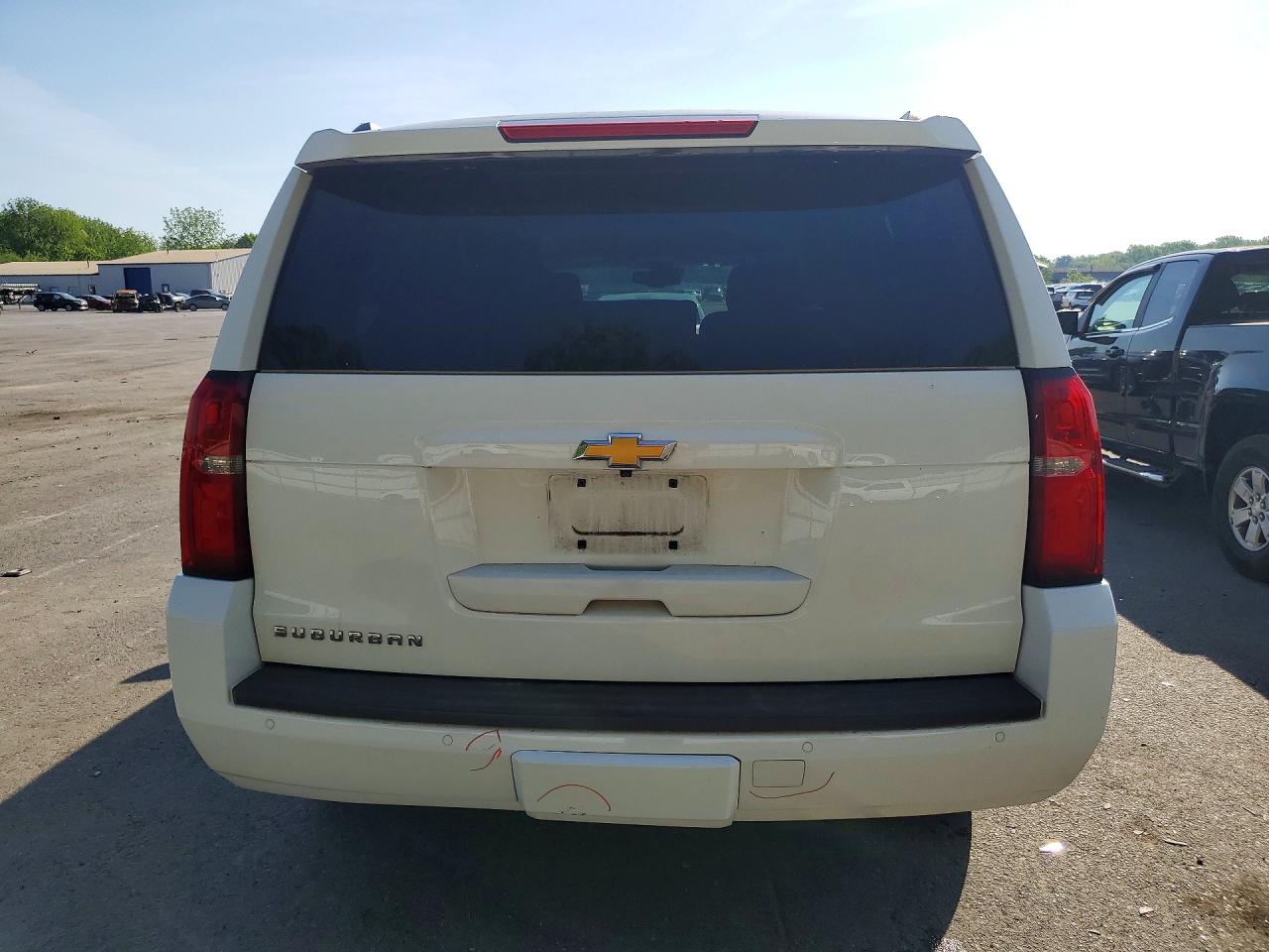 Chevrolet Suburban C1500 Lt