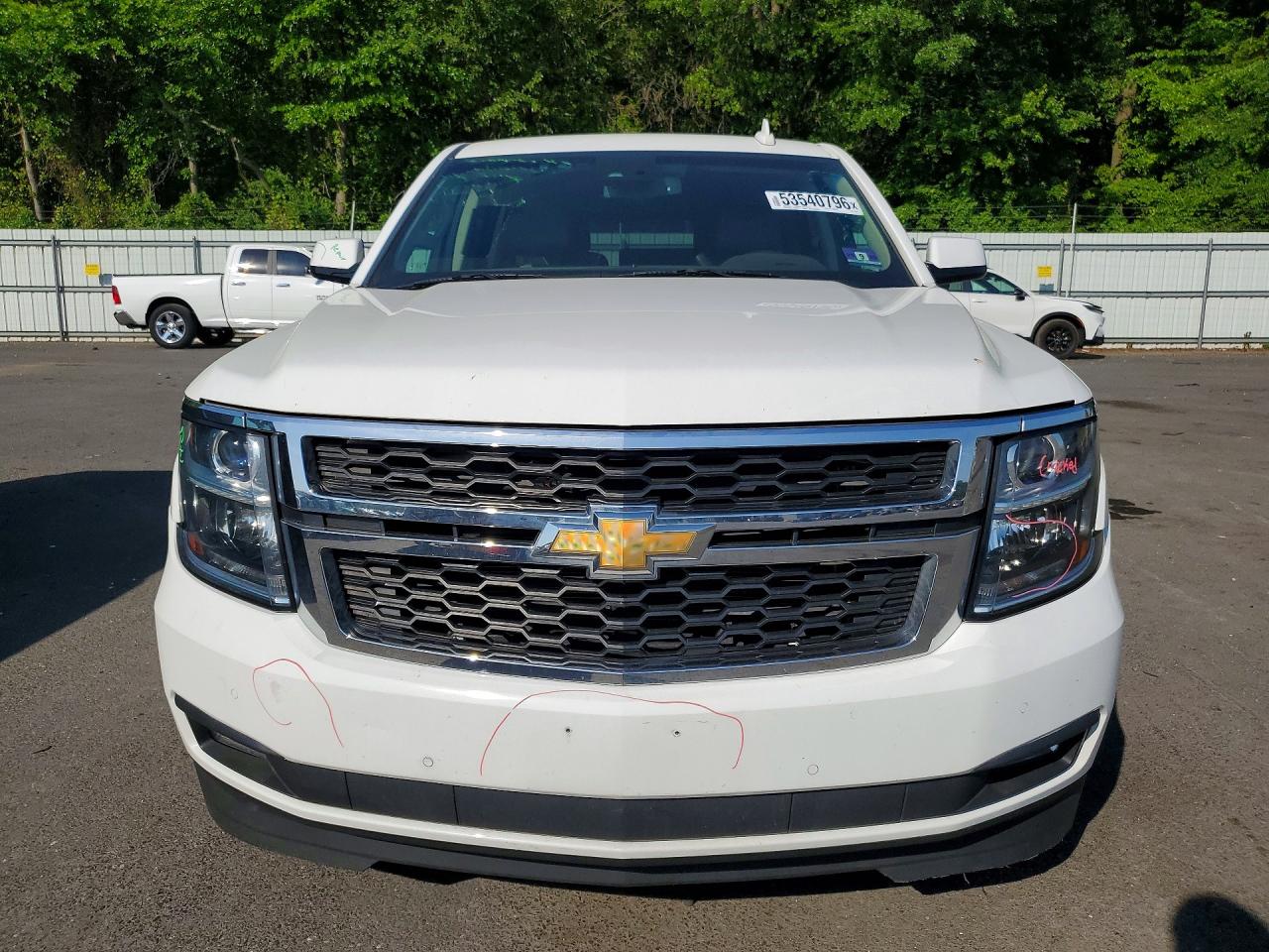 Chevrolet Suburban C1500 Lt