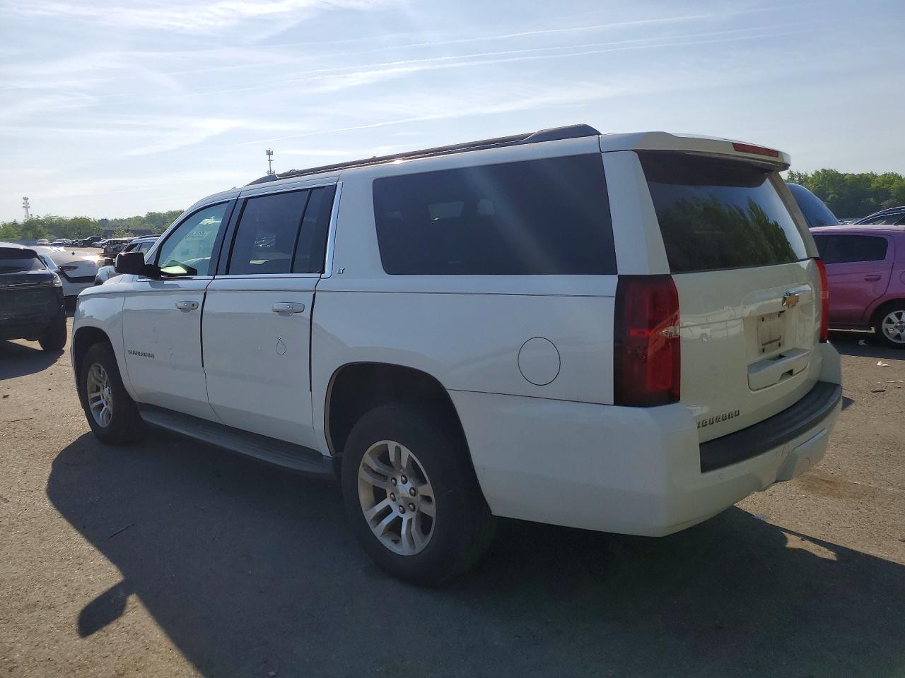 Chevrolet Suburban C1500 Lt