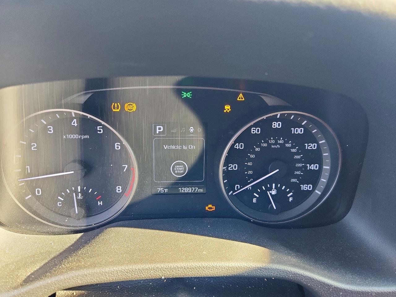 Hyundai ELANTRA Value Edition