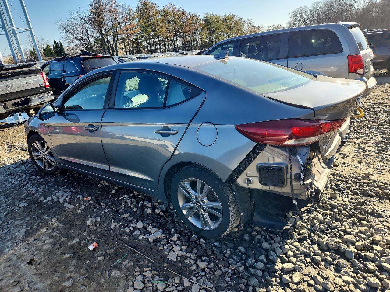 Hyundai ELANTRA Value Edition