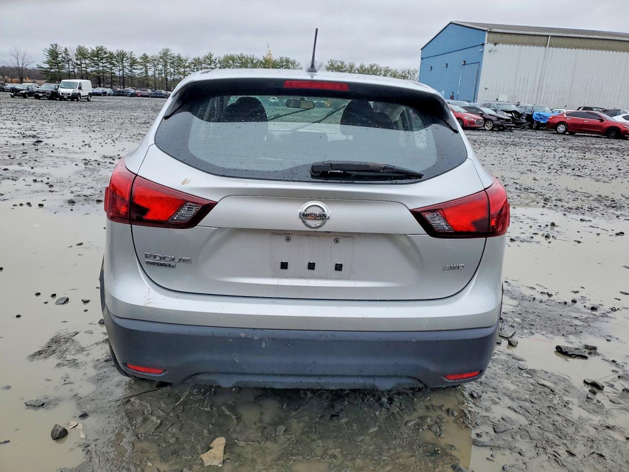 Nissan Rogue S