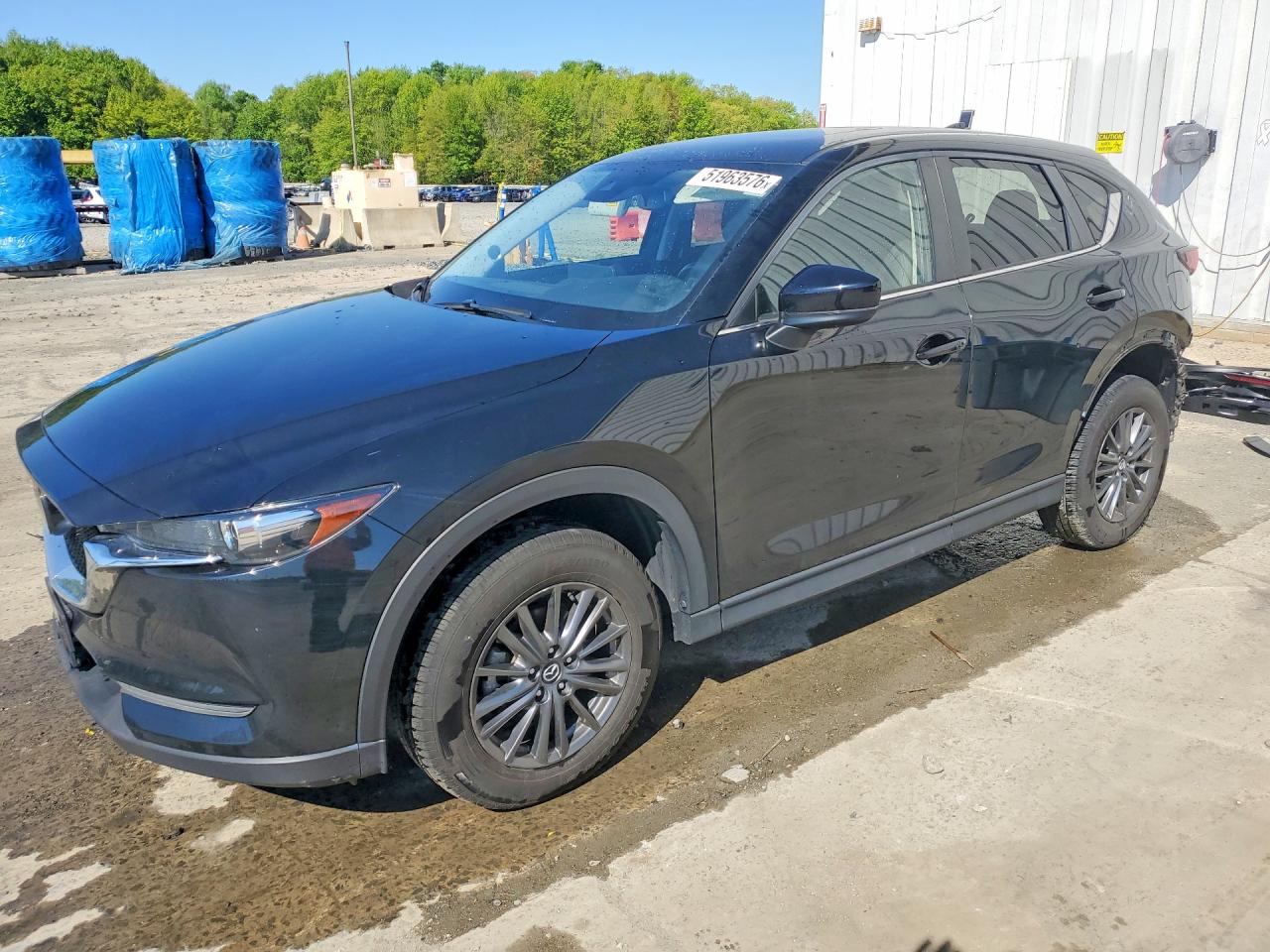 Salvage Mazda Cx Image