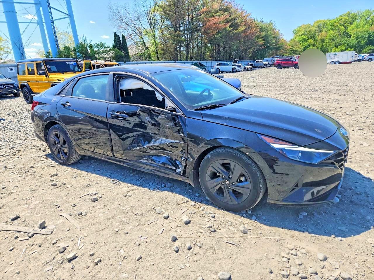 Hyundai ELANTRA Sel