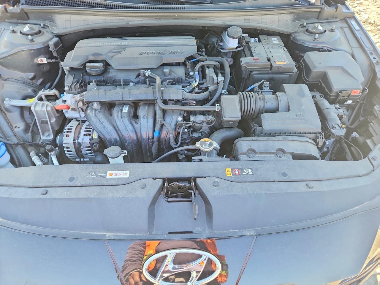 Hyundai ELANTRA Sel