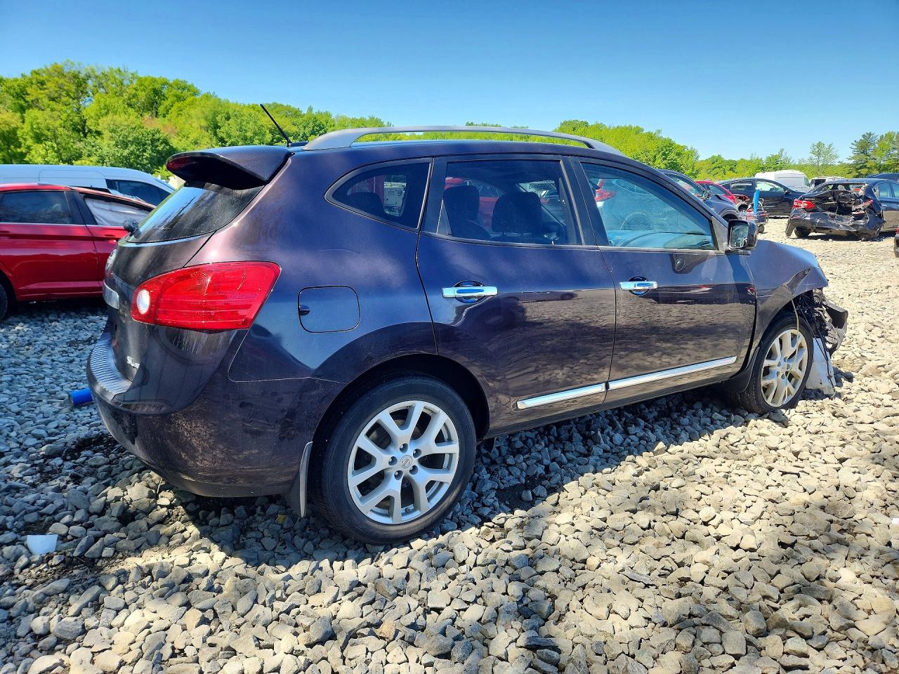 Nissan Rogue S