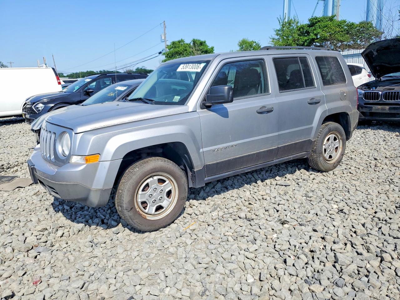 Salvage Jeep Patriot Image