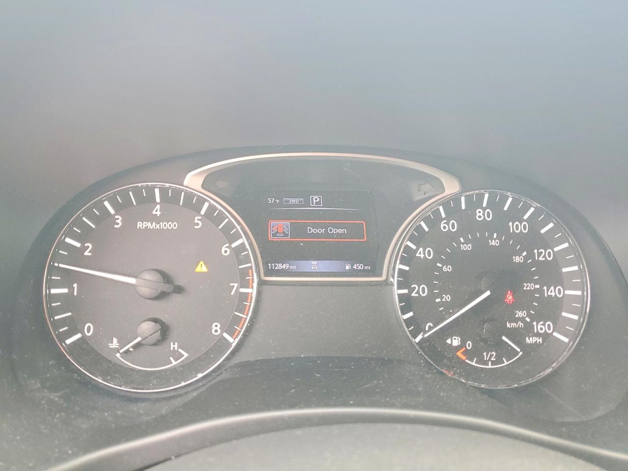 Nissan Pathfinder Sv