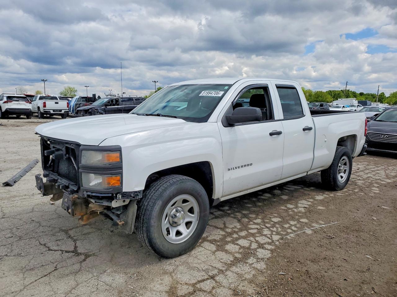 Salvage Chevrolet Silverado Image