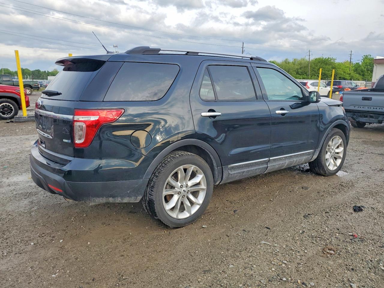 Ford Explorer Xlt