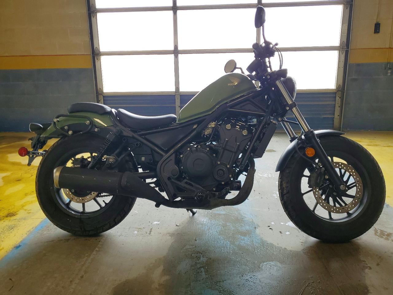 Salvage Honda Cm Cycle Image