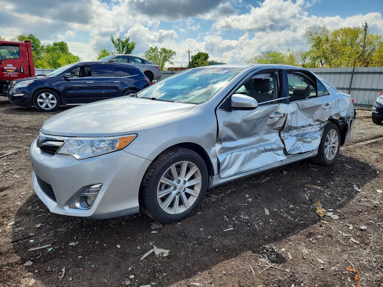 Salvage Toyota Camry Image