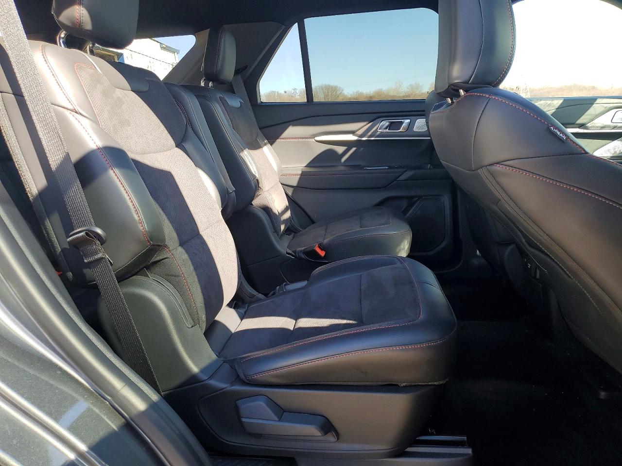 Ford Explorer St