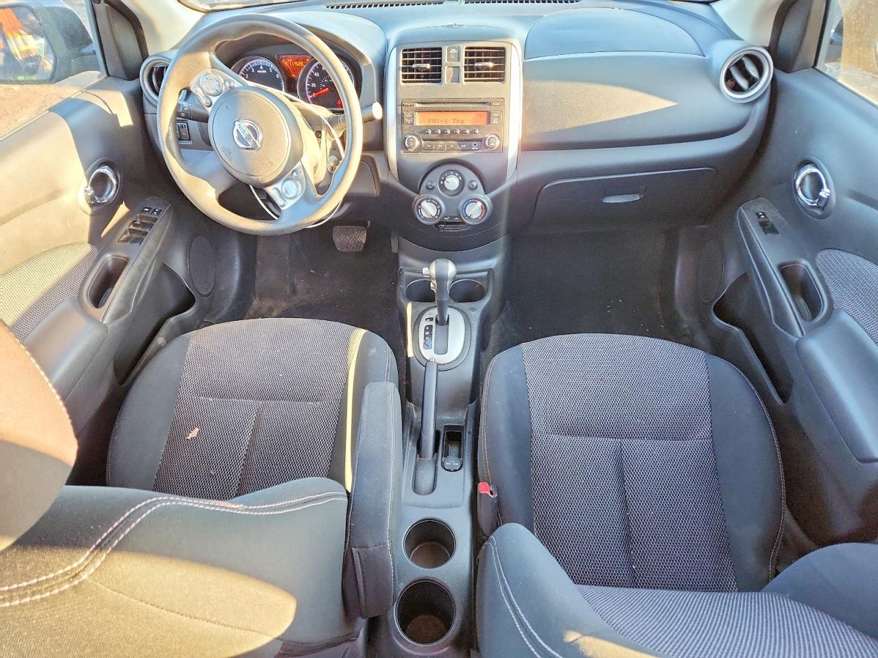 Nissan Versa 1.6 Sv