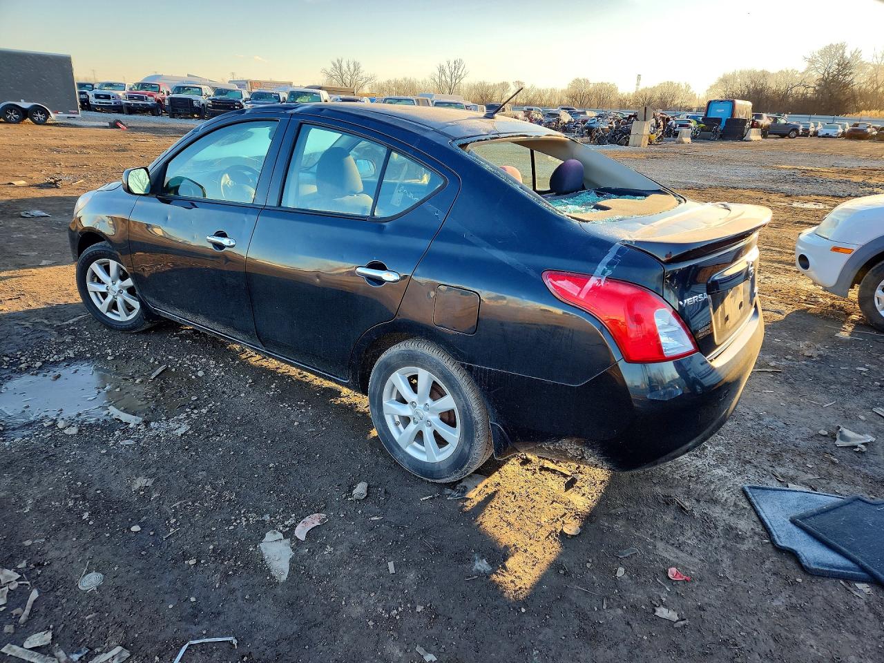 Nissan Versa 1.6 Sv