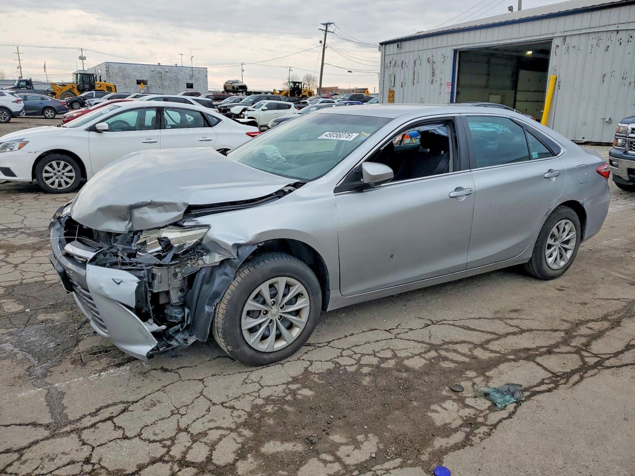Salvage Toyota Camry Image
