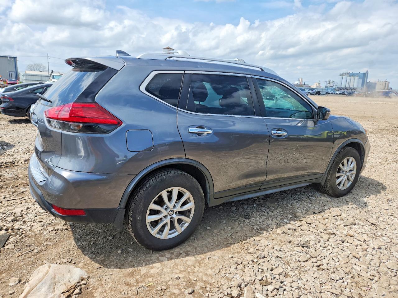 Nissan Rogue Sv