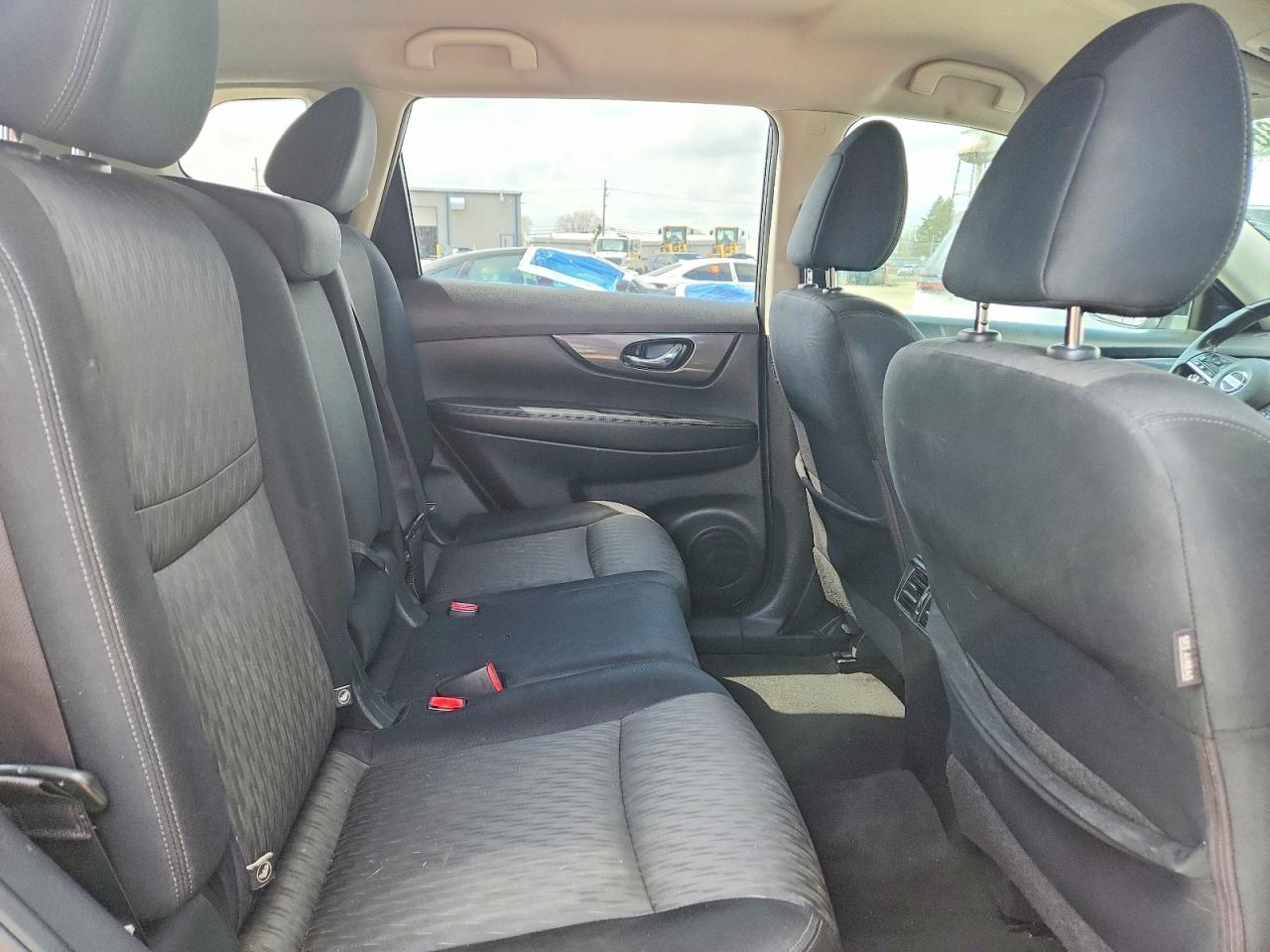 Nissan Rogue Sv