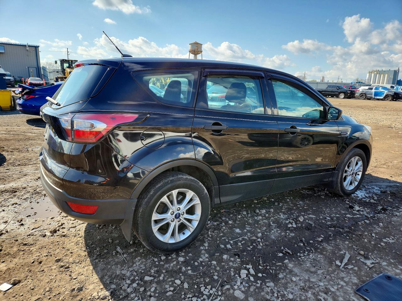 Ford Escape S