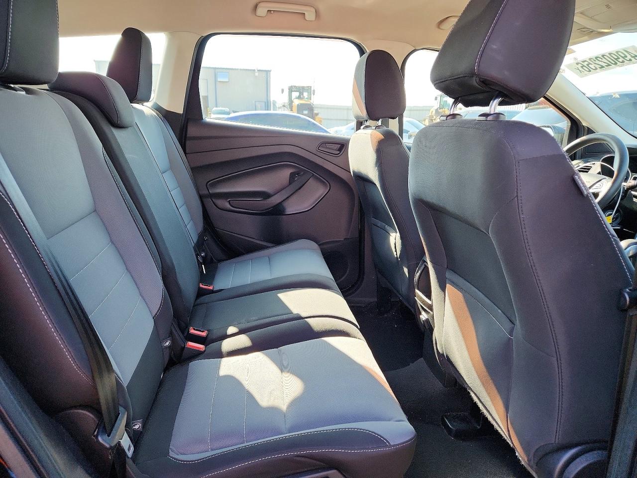 Ford Escape S