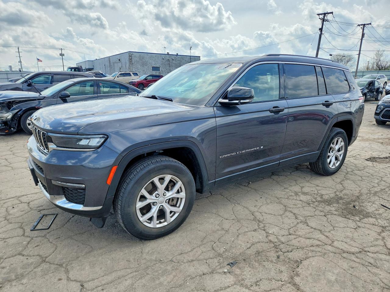 Salvage Jeep Grand Cherokee Image