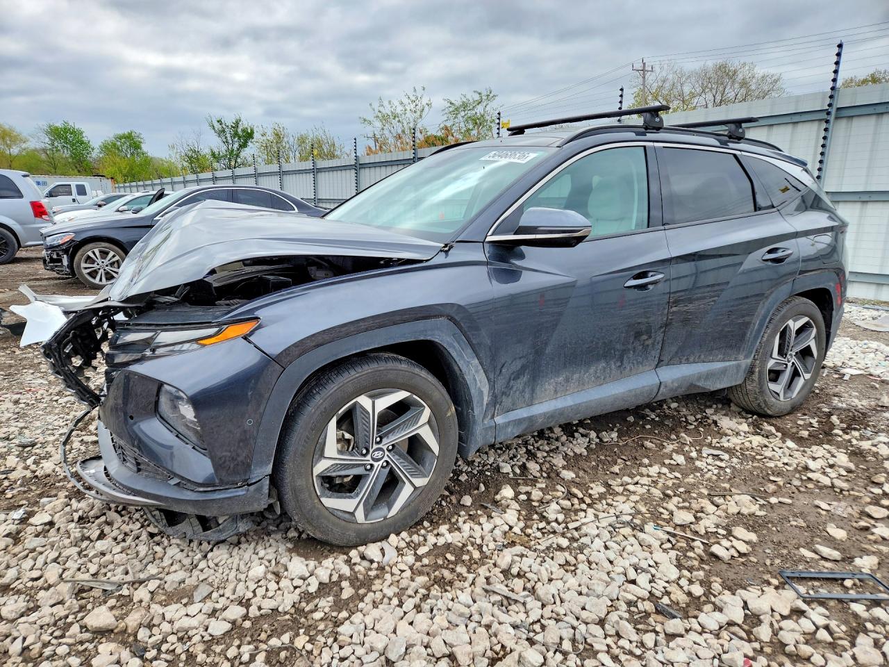Salvage Hyundai TUCSON Image
