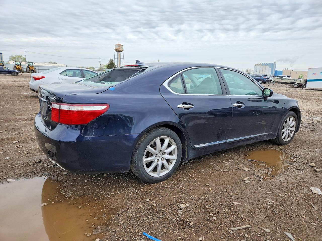 Lexus LS Base