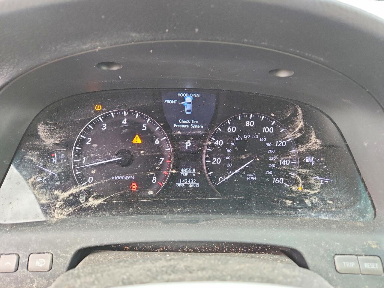 Lexus LS Base