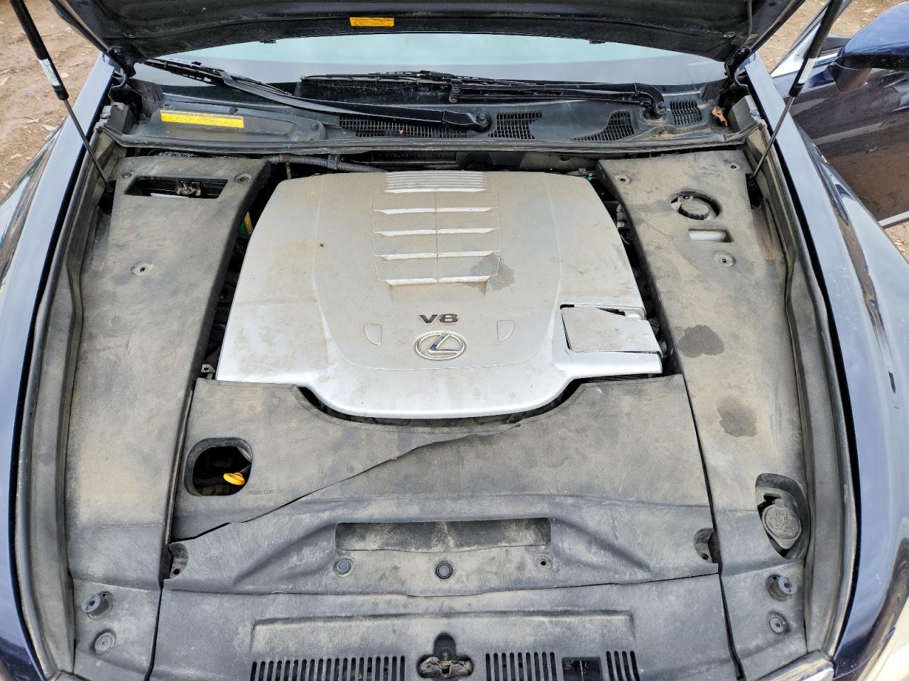 Lexus LS Base