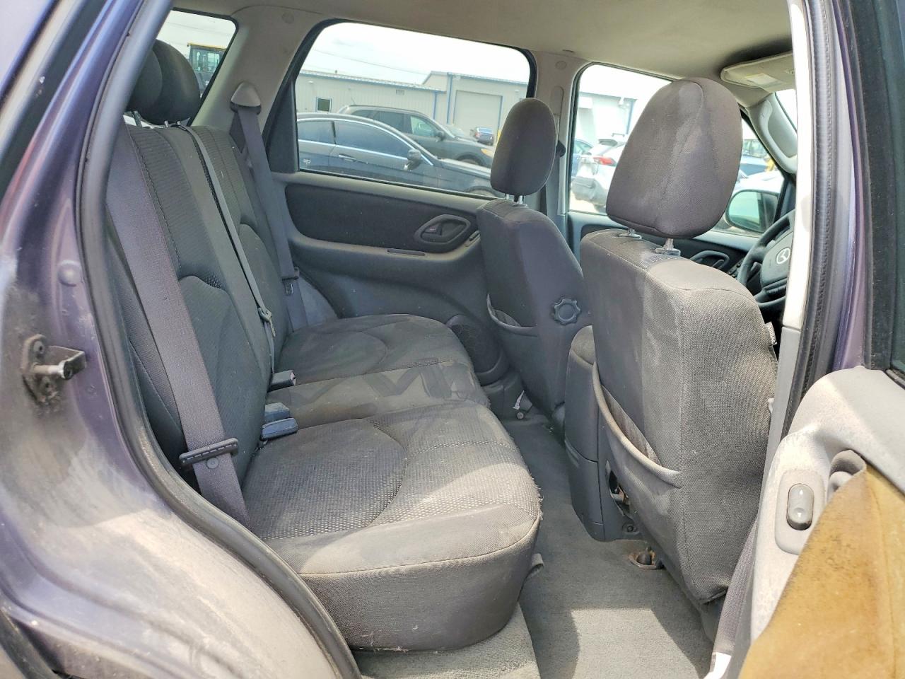 Mazda Tribute S