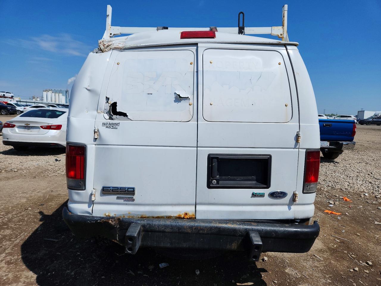 Ford Econoline E250 Van