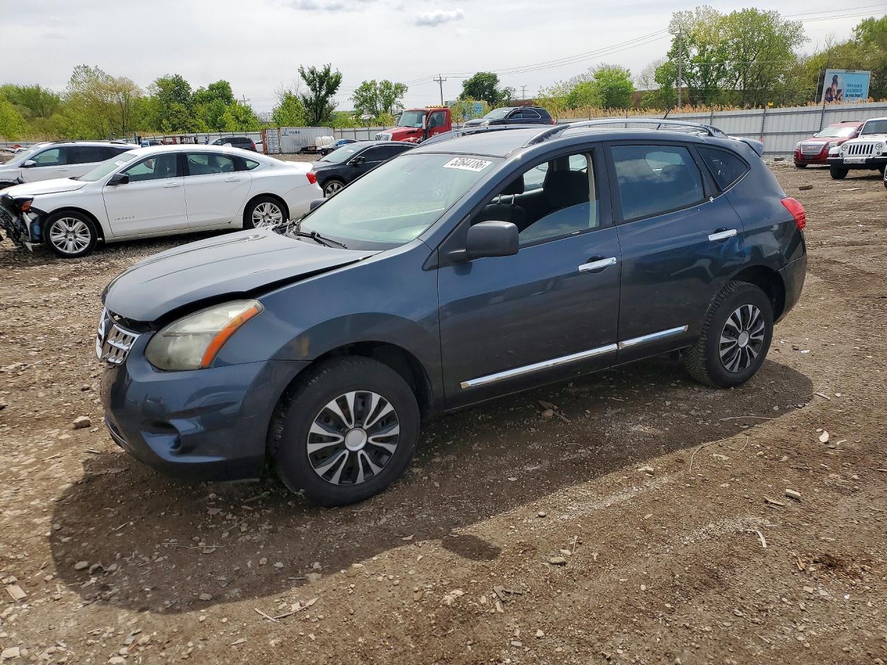 Salvage Nissan Rogue Image
