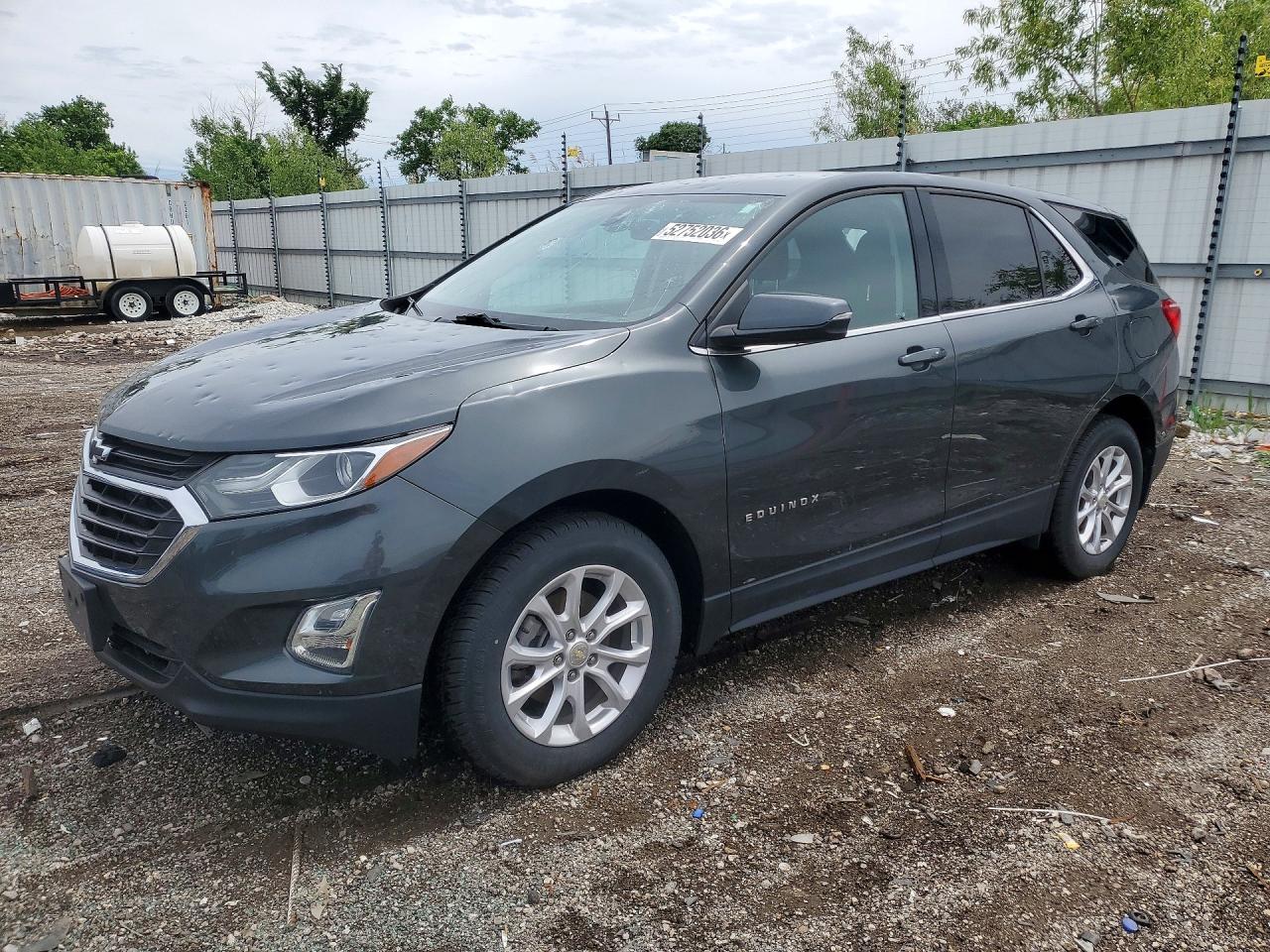 Salvage Chevrolet Equinox Image