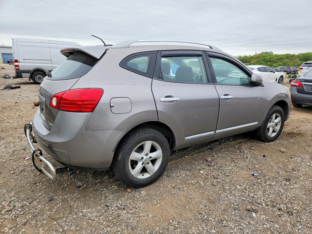 Nissan Rogue S
