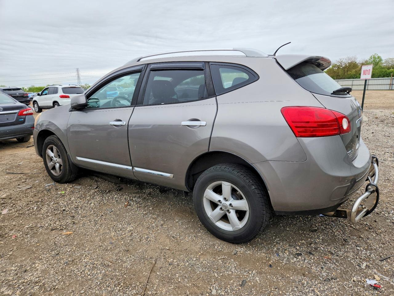 Nissan Rogue S