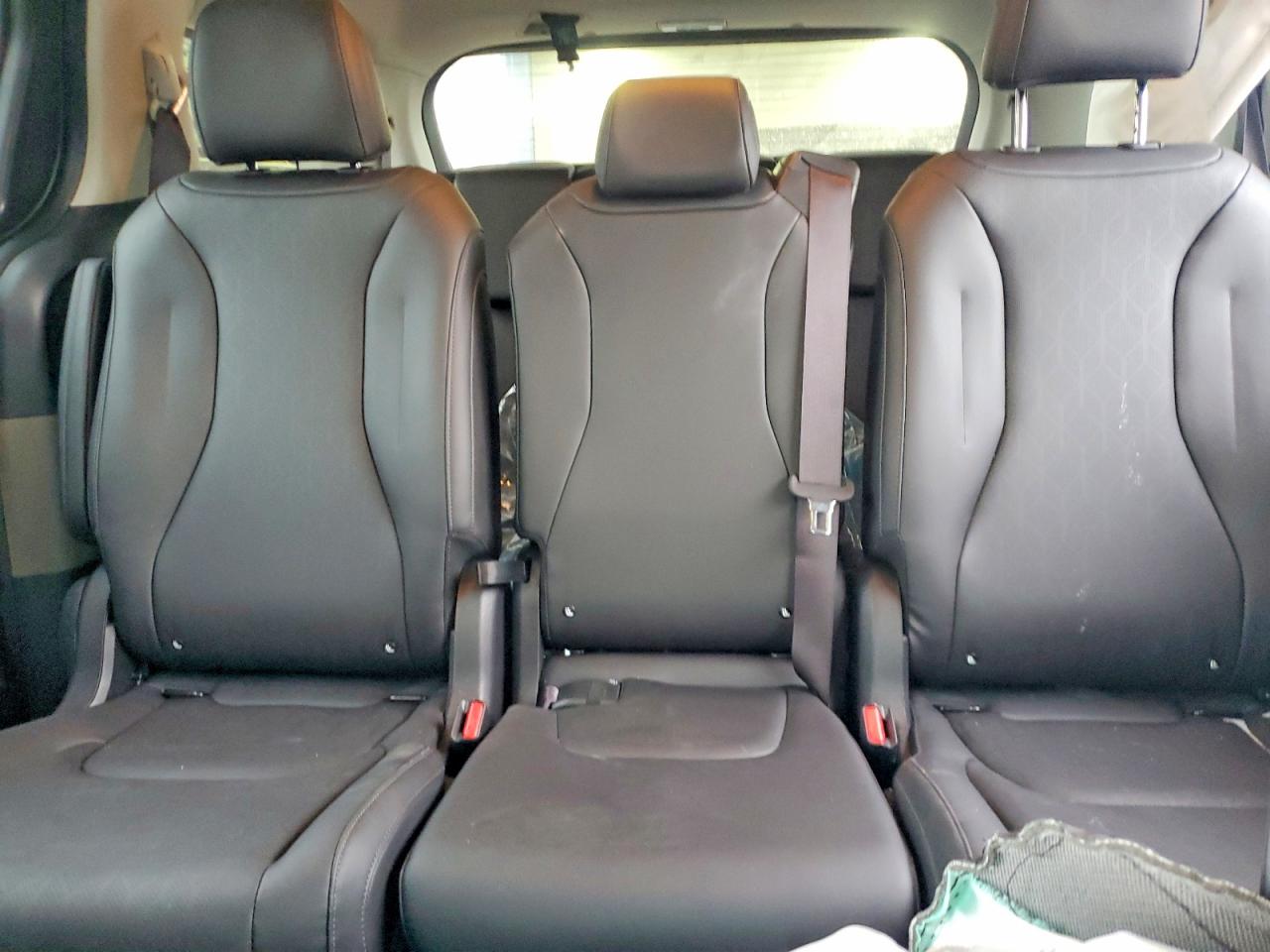 Kia Carnival Ex