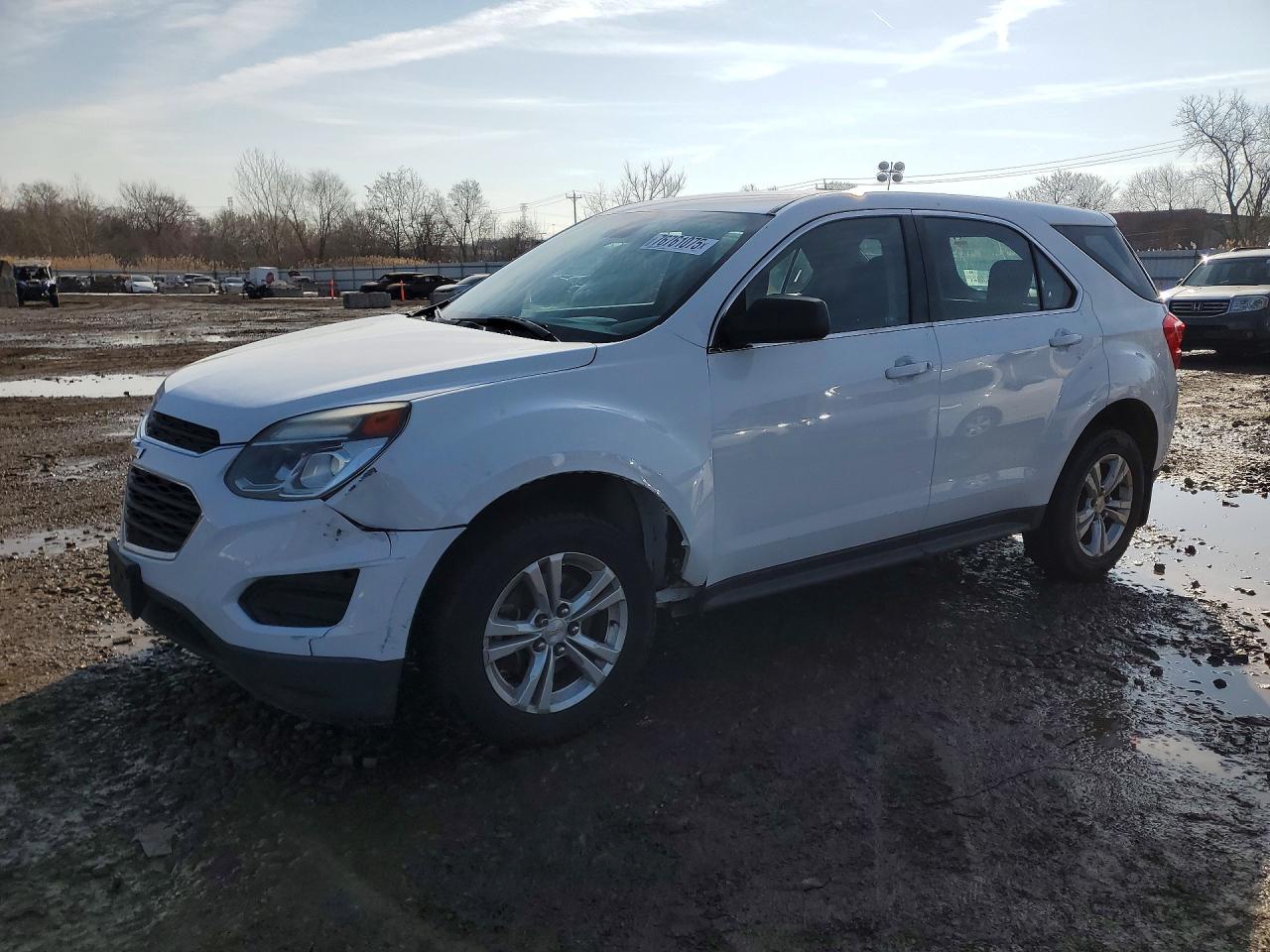 Salvage Chevrolet Equinox Image