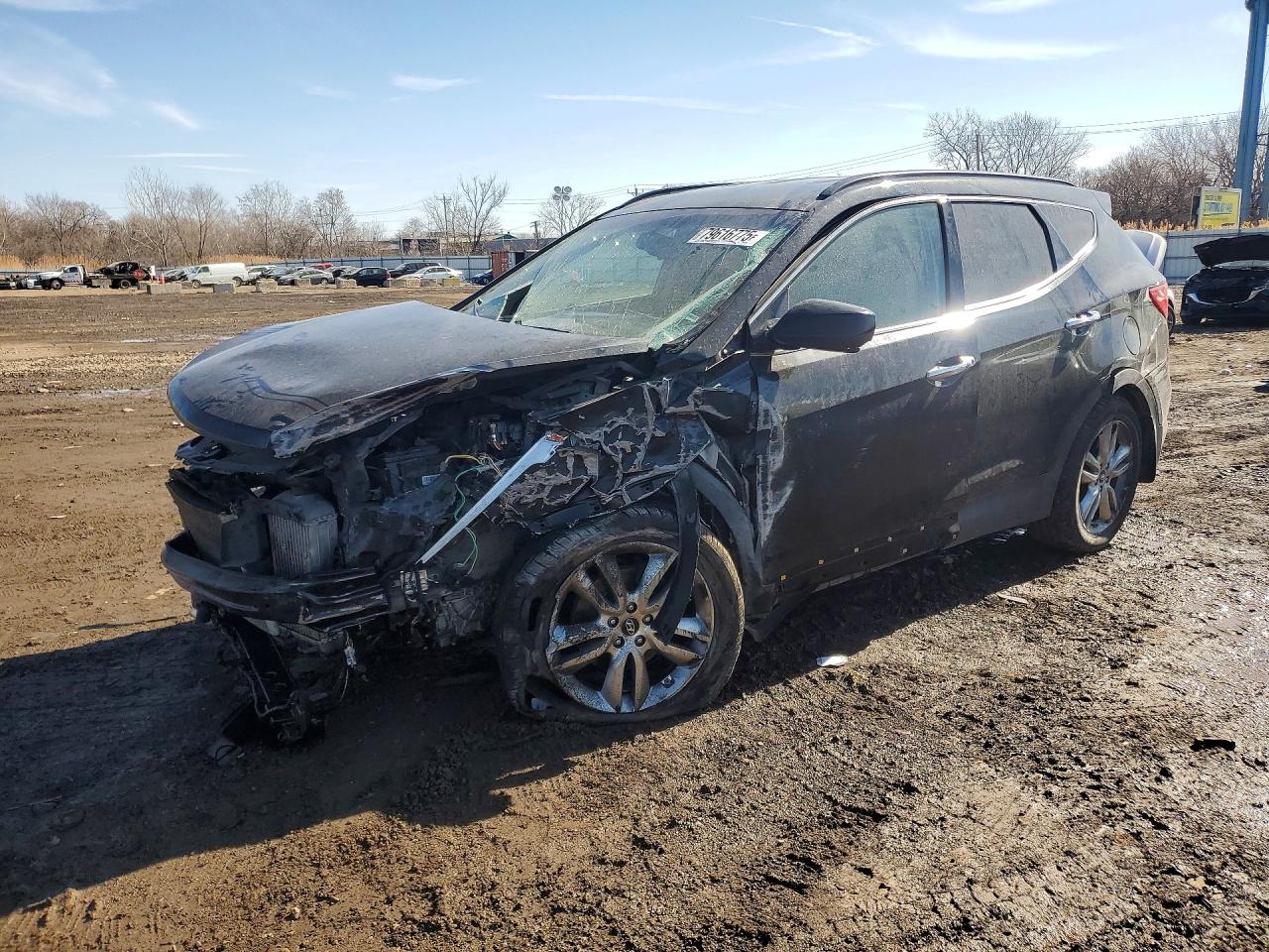 Salvage Hyundai SANTA FE Image