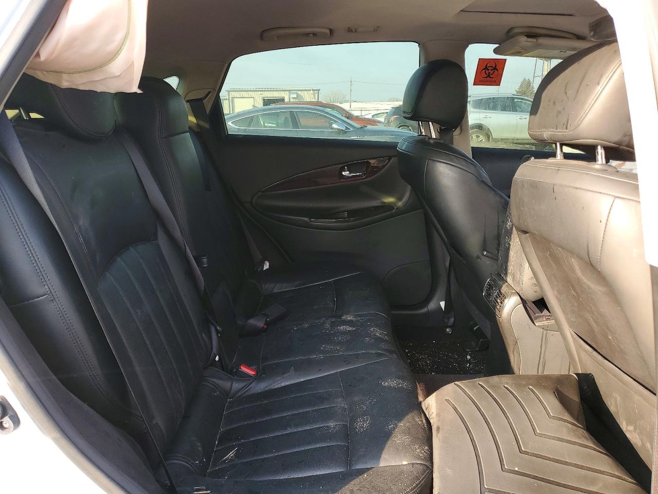 INFINITI Qx Base