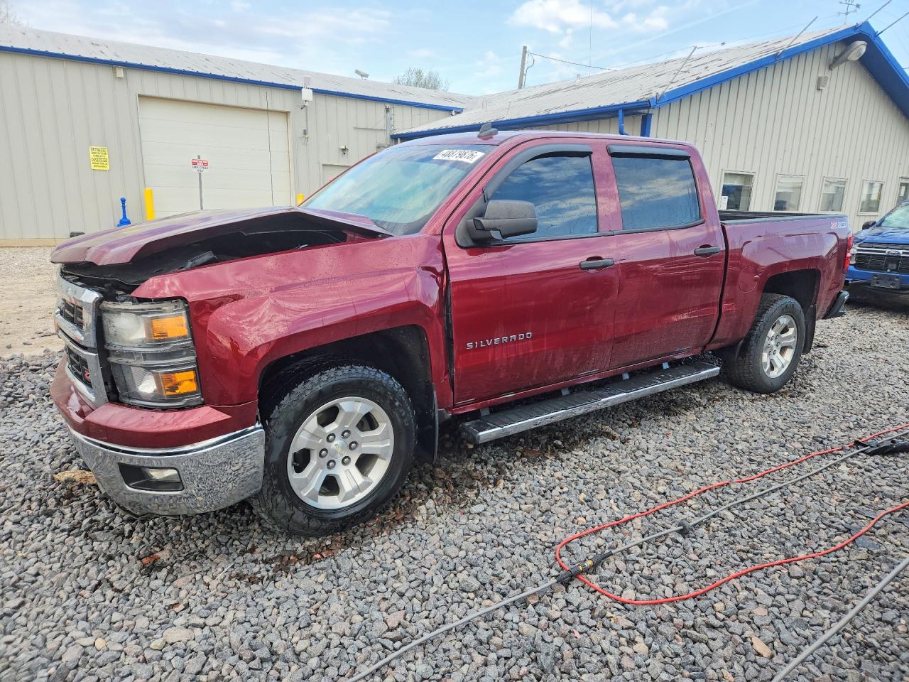 Salvage Chevrolet Silverado Image