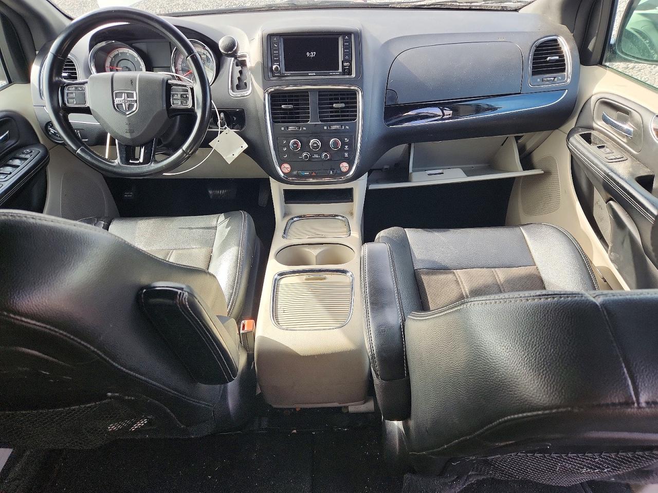Dodge Caravan